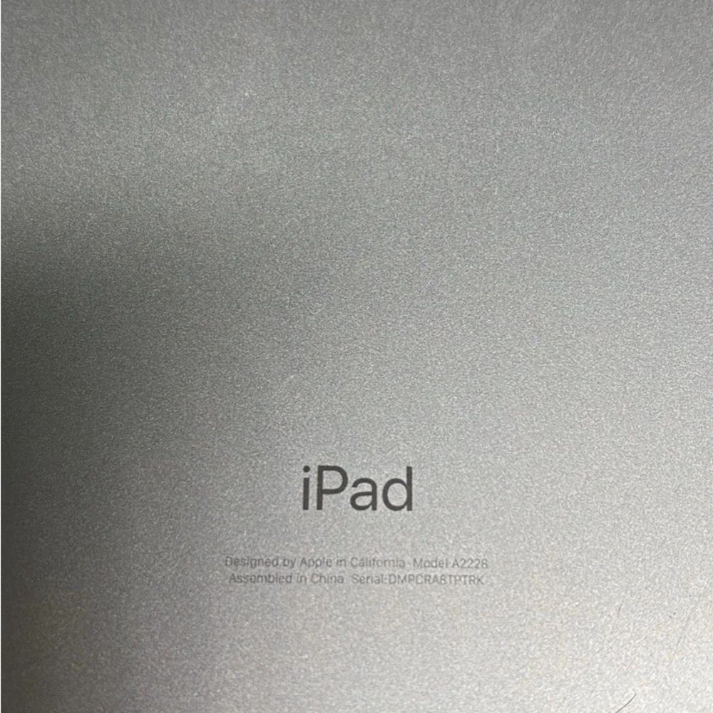 Apple iPad Tablet - Black and Silver